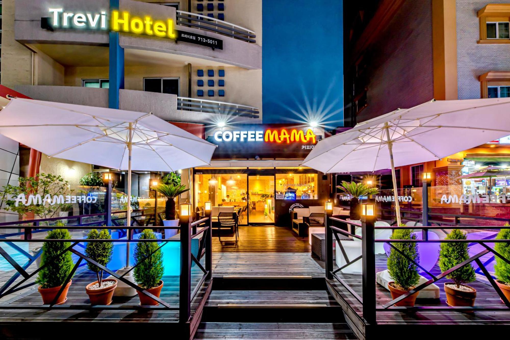 Trevi Hotel Чечжу Екстер'єр фото