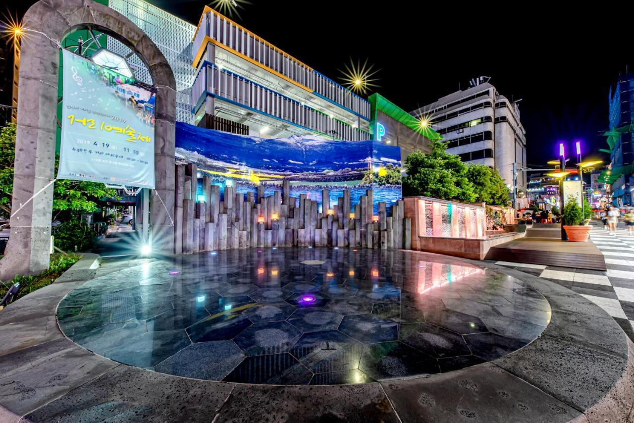 Trevi Hotel Чечжу Екстер'єр фото